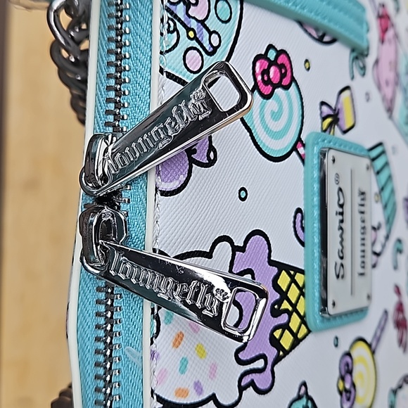 SANRIO HELLO KITTY BAG - Picture 10 of 14